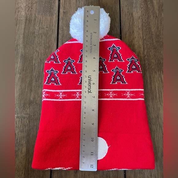Angels Baseball ⚾️ Christmas Beanie, Halfway to Christmas 🎅🏼 Giveaway - Picture 4 of 7